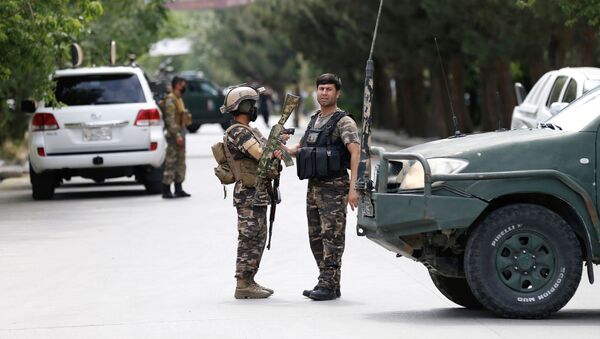 Fuerzas de Seguridad afganas cerca del lugar de la explosión en Kabul - Sputnik Mundo