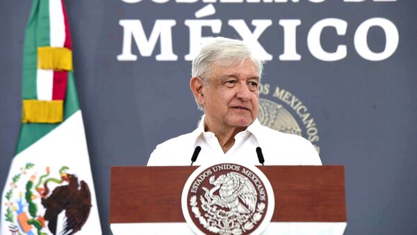 El presidente mexicano, Andrés Manuel Lopez Obrador - Sputnik Mundo