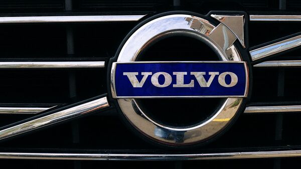 El logo de Volvo - Sputnik Mundo
