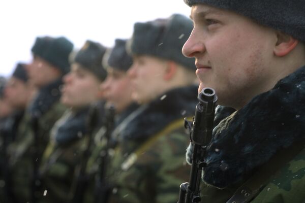 La reforma militar debe reforzar la capacidad combativa de las Fuerzas Armadas de Rusia - Sputnik Mundo