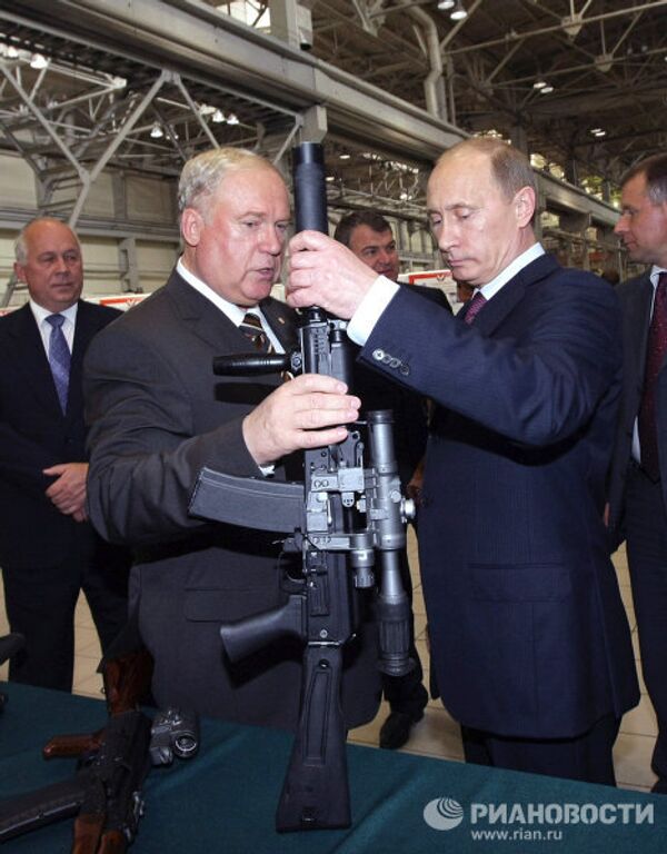 Vladimir Putin es un político universal - Sputnik Mundo