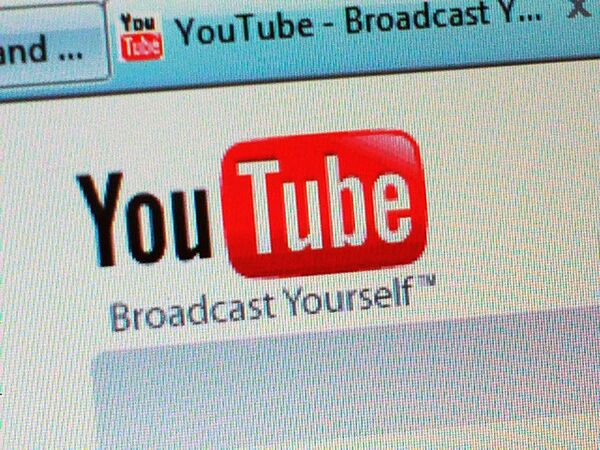 Google anuncia el cierre de YouTube como inocentada del primero de abril - Sputnik Mundo