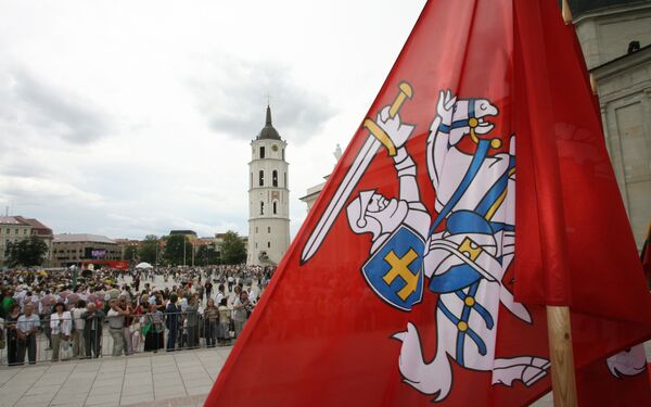 Nacionalistas lituanos realizan una marcha en el centro de Vilnius - Sputnik Mundo