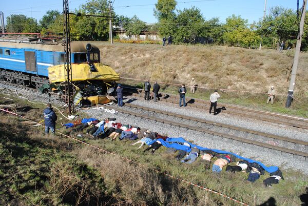 Ascienden a 40 muertos en accidente de tráfico en Ucrania - Sputnik Mundo