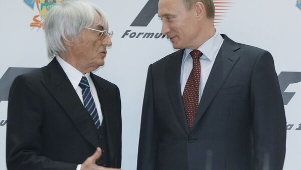 Bernie Ecclestone, jefe de la Fórmula 1 et el primer ministro ruso Vladímir Putin - Sputnik Mundo