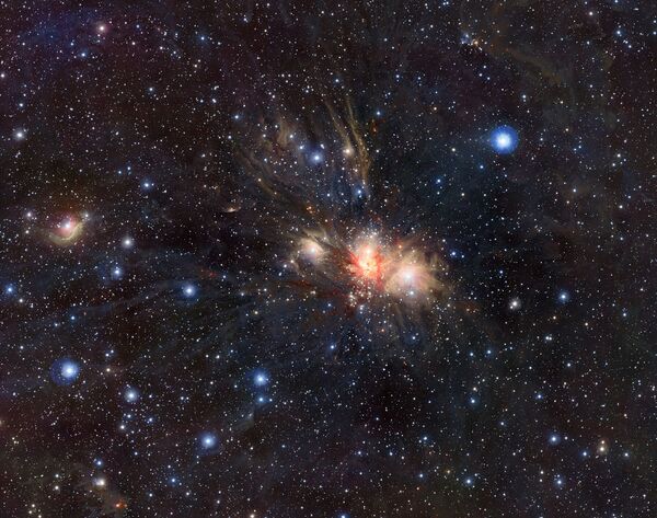 Astrónomos descubren agrupación de estrellas enanas en constelaciones Perseo y Serpentario - Sputnik Mundo