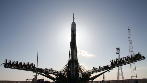 Rusia lanza Soyuz 2.1a con seis satélites de comunicación a bordo - Sputnik Mundo