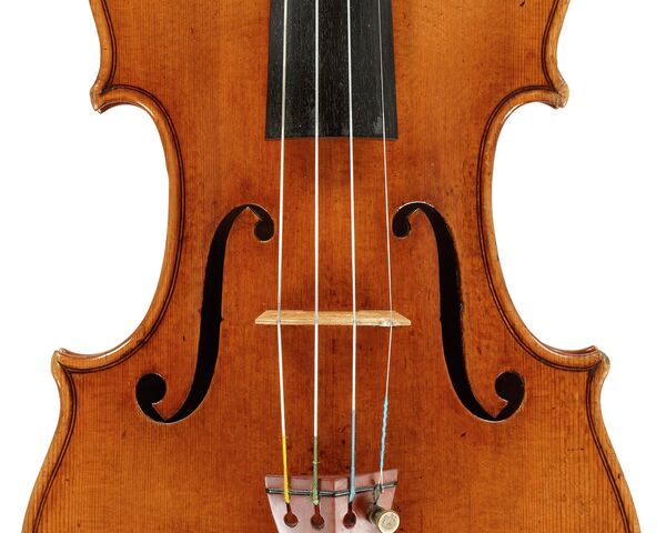 Venden por 2,3 millones de dólares un violín Stradivarius robado en 2010 - Sputnik Mundo
