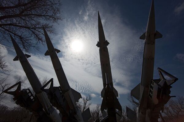 Ucrania dispuesta a aportar sus radares al proyecto de defensa antimisiles en Europa - Sputnik Mundo