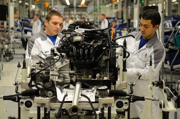 Grupo español  Antolín construirá  fábrica de componentes para automóviles en Rusia - Sputnik Mundo