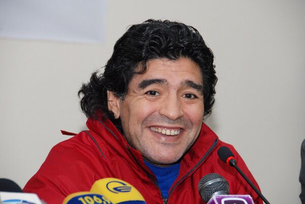 El ex futbolista y ex entrenador argentino Diego Armando Maradona - Sputnik Mundo