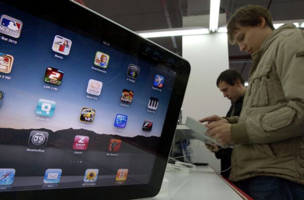 El iPad sale a la venta en Rusia - Sputnik Mundo