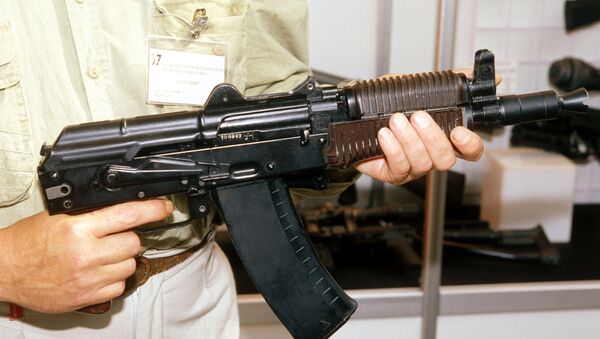 Rifle de asalto Kalashnikov - Sputnik Mundo