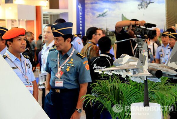 Rusia en la Feria de Armamento INDO Defence 2010 Expo&Forum - Sputnik Mundo
