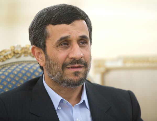 Mahmud Ahmadineyad - Sputnik Mundo