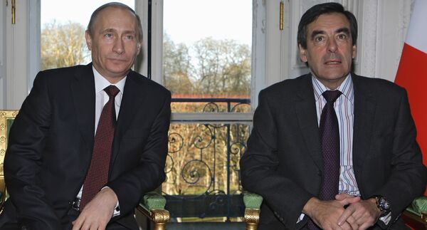 Vladímir Putin y François Fillon. Archives - Sputnik Mundo