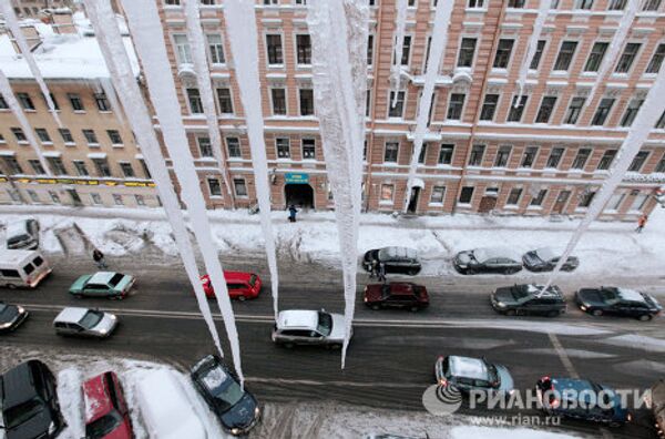 San Petersburgo, bajo la nieve - Sputnik Mundo
