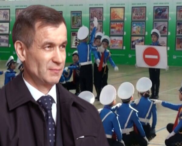 Nurgalíev evaluó los conocimientos sobre reglas de tránsito de los niños rusos y chinos - Sputnik Mundo