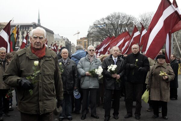 Presidente de Letonia minimiza desfiles de ex legionarios de las SS nazi en Riga - Sputnik Mundo