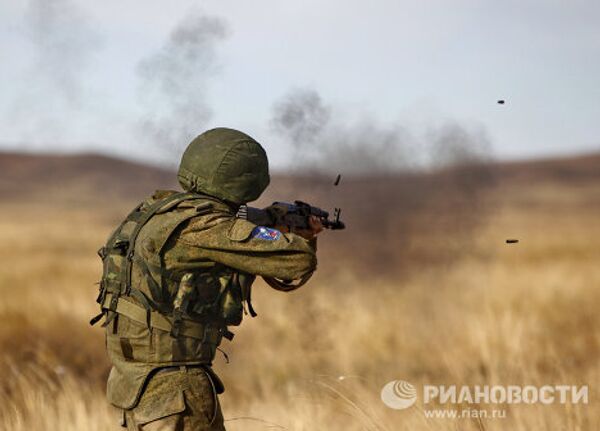 Las mejores imágenes RIA Novosti 2010: Ejército y armas - Sputnik Mundo