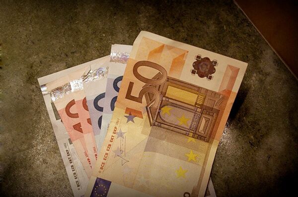 Policía desmantela el mayor taller de falsificación de euros en Francia - Sputnik Mundo