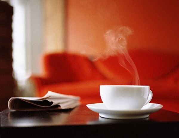 Científicos británicos afirman que el efecto estimulante del café es una ilusión de nuestro cerebro - Sputnik Mundo