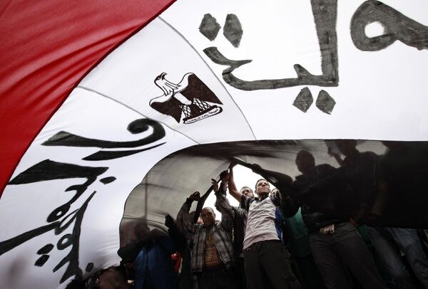 Partido islámico proscrito aspira a participar en la política en Egipto - Sputnik Mundo