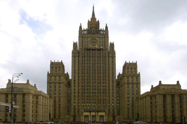 Moscú pide a la oposición siria aplicar inmediatamente el plan de paz de la Liga Árabe - Sputnik Mundo