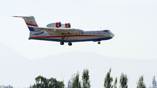 El avión anfibio ruso Beriev Be-200 - Sputnik Mundo