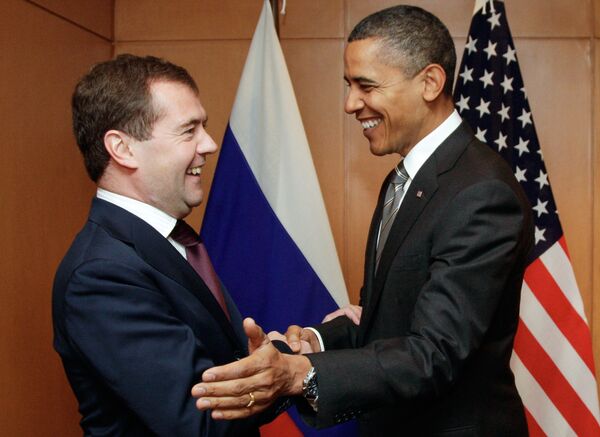 Barack Obama y Dmitri Medvedev - Sputnik Mundo