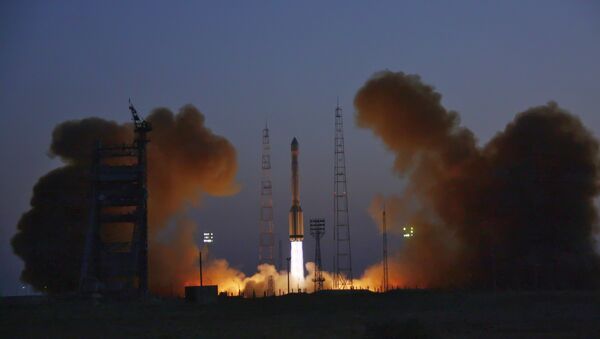 Rusia pone en órbita satélite Glonass-K - Sputnik Mundo