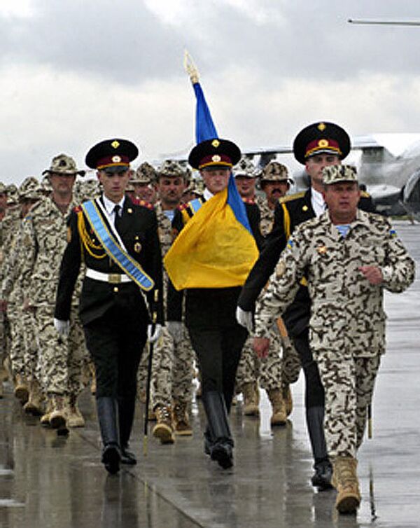Ucrania reducirá su Ejército en 60.000 efectivos en cinco años - Sputnik Mundo