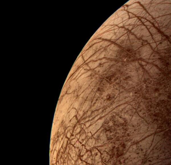 Problemas financieros de la NASA amenazan el proyecto de búsqueda de vida en satélite de Júpiter - Sputnik Mundo