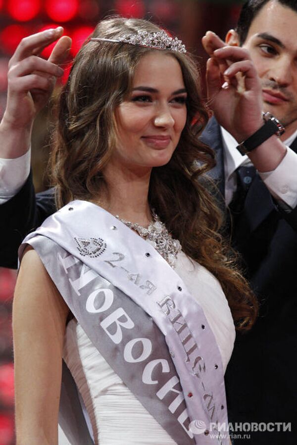 Una moscovita se lleva la corona de Miss Rusia 2011 - Sputnik Mundo