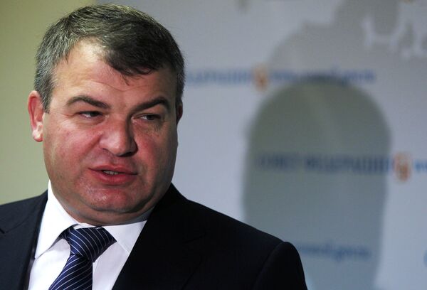 El ministro ruso de Defensa, Anatoli Serdiukov - Sputnik Mundo