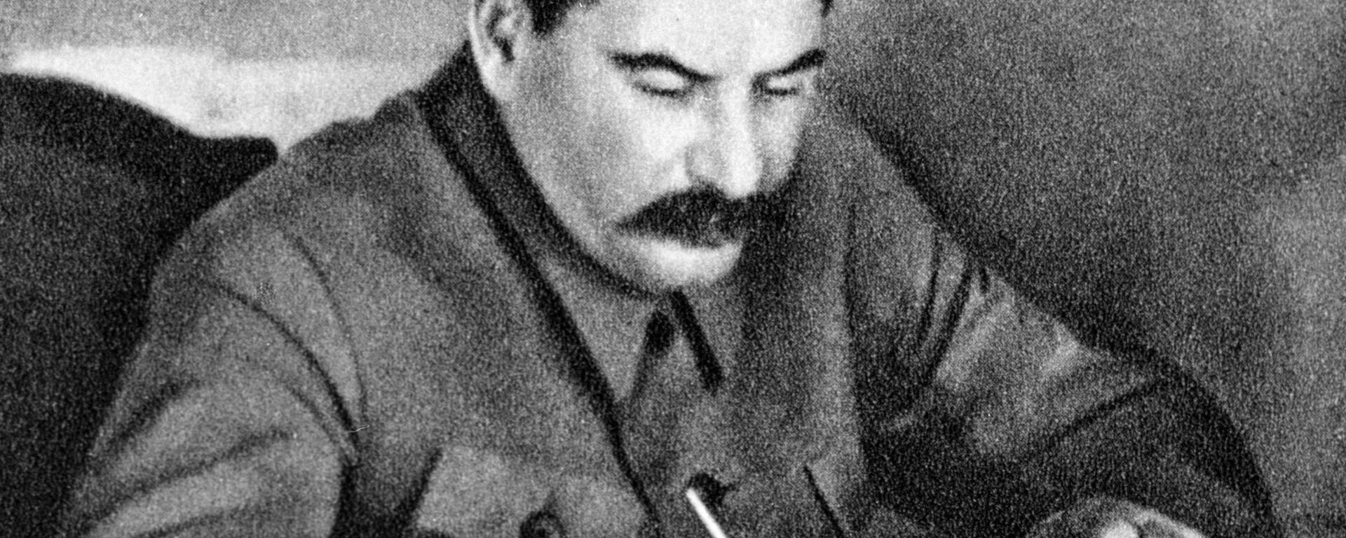 Iósif Stalin - Sputnik Mundo, 1920, 21.12.2020