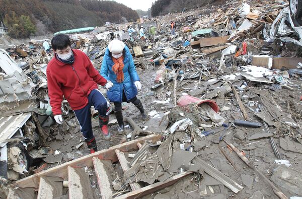 Tercer terremoto fuerte en 24 horas sacude el noreste de Japón - Sputnik Mundo