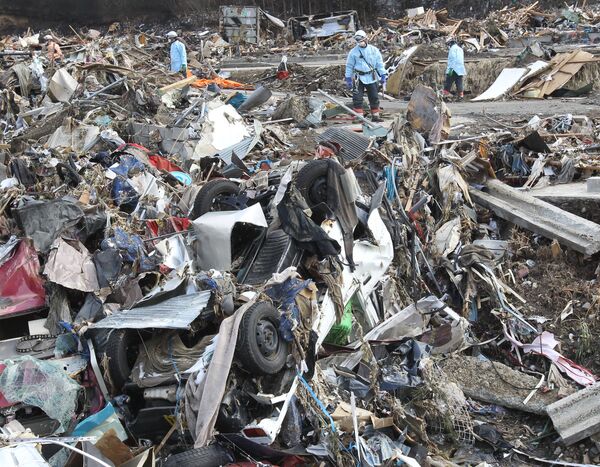 Después de devastador sismo y posterior tsunami que azotaron Japón el pasado 11 de marzo - Sputnik Mundo