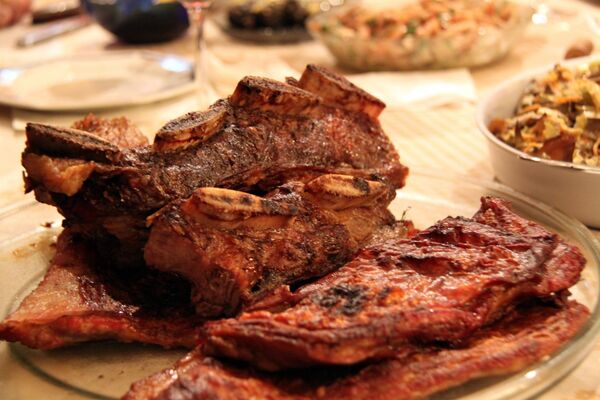 Cocineros argentinos establecen nuevo récord al asar más de 13 toneladas de carne - Sputnik Mundo