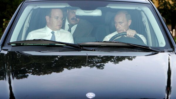 Vladímir Putin y el príncipe soberano de Mónaco, Alberto II - Sputnik Mundo