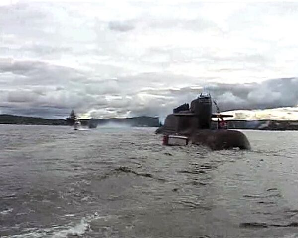 Excursión por el submarino atómico “Karelia” - Sputnik Mundo
