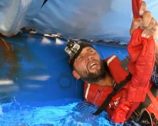 Cuatro rusos revelan como salvaron sus vidas en un viaje por dos océanos - Sputnik Mundo