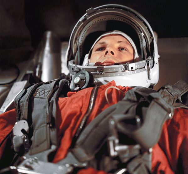 La vida de Yuri Gagarin, el primer hombre que voló al espacio - Sputnik Mundo
