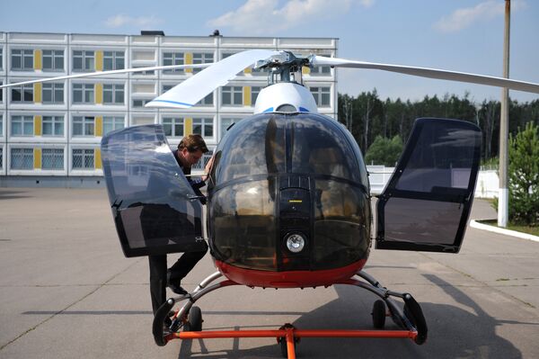 Helicóptero ruso Mi-34S - Sputnik Mundo
