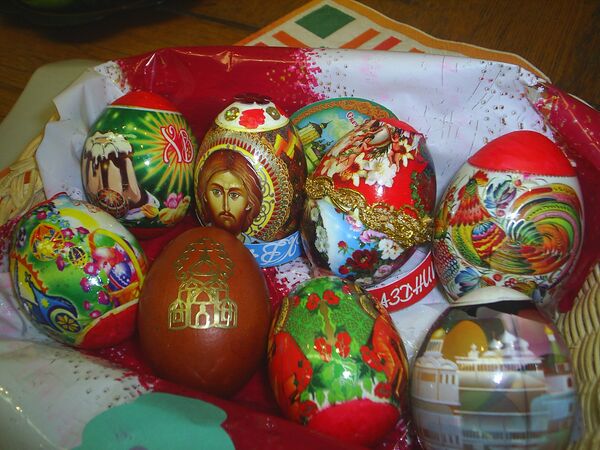Un 20% de los rusos ignoran la fecha de celebración de la Pascua - Sputnik Mundo
