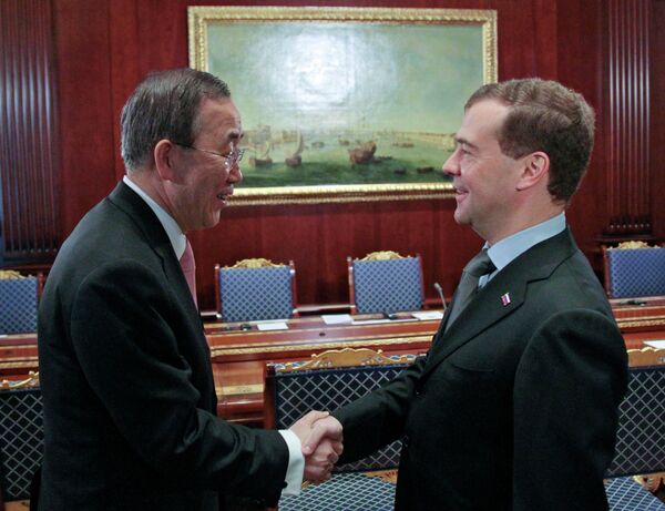 Medvédev recibe al secretario general de la ONU Ban Ki-moon - Sputnik Mundo