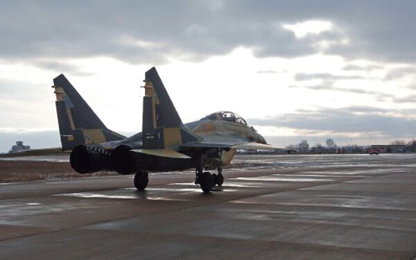 Serbia planea adquirir seis cazas MiG-29 a Rusia - Sputnik Mundo
