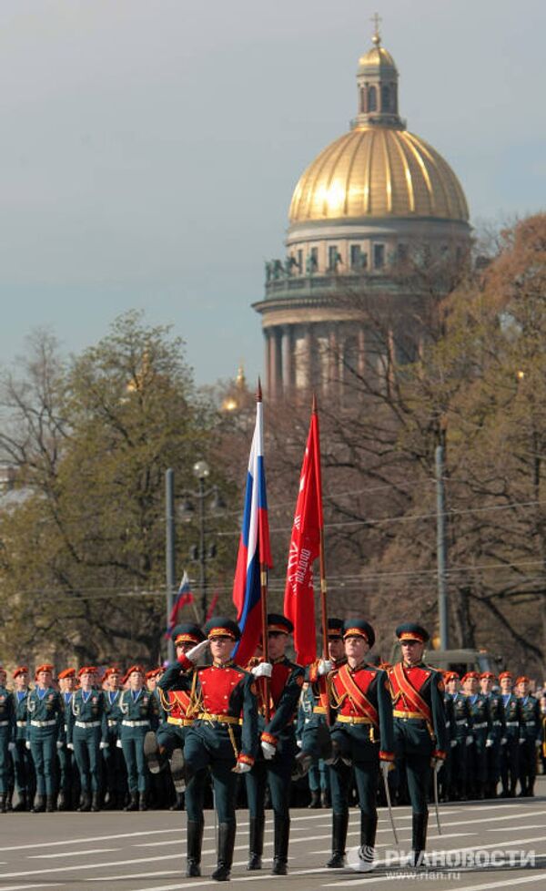 Ciudades rusas celebran el Día de la Victoria - Sputnik Mundo