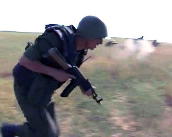 Infantes bajo fuego cruzado en maniobras de la Armada de Rusia - Sputnik Mundo
