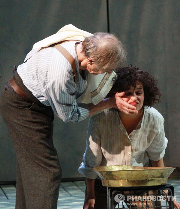 Festival teatral Chéjov. Director británico Donnellan ofrece a un Shakespeare “ruso”  - Sputnik Mundo